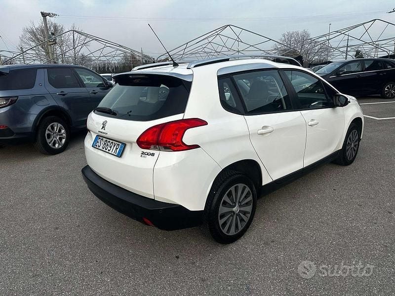 Usata Peugeot 2008 Active 92 CV (67 kW) 2013 Bianco SUV