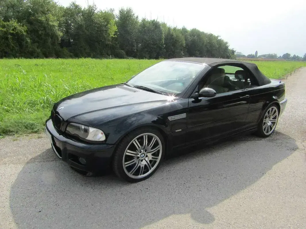 Usata BMW M3 Cabriolet Efficient Dynamics 343 CV (252 kW) 2004 Nero Cabrio