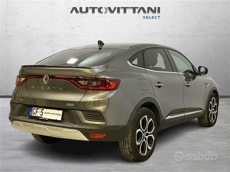 Usata Renault Arkana Intens 145 CV (106 kW) 2021 Grigio scuro SUV