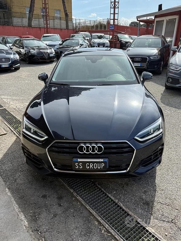 Käytetty Audi A5 Sport 190 HP (139 kW) 2017 Sininen Coupe - kaksiovinen
