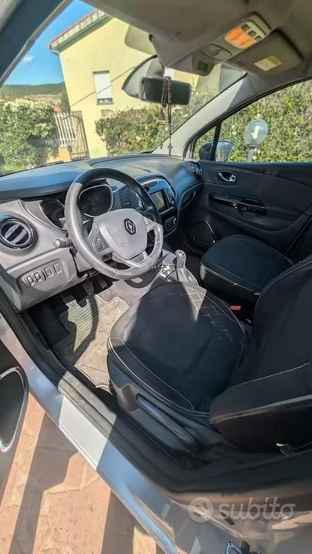 Usata Renault Captur 115 CV (84 kW) 2017 SUV