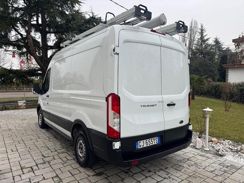 Usata Ford Transit Trend 105 CV (77 kW) 2022 Bianco Berlina