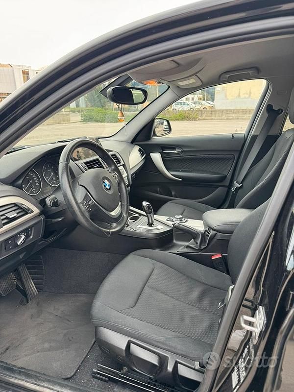 Usata BMW 118 Efficient Dynamics 150 CV (110 kW) 2016 Nero Utilitaria