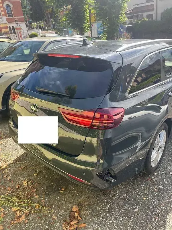 Usata Kia Ceed Sportswagon 120 CV (88 kW) 2019 Grigio Station wagon