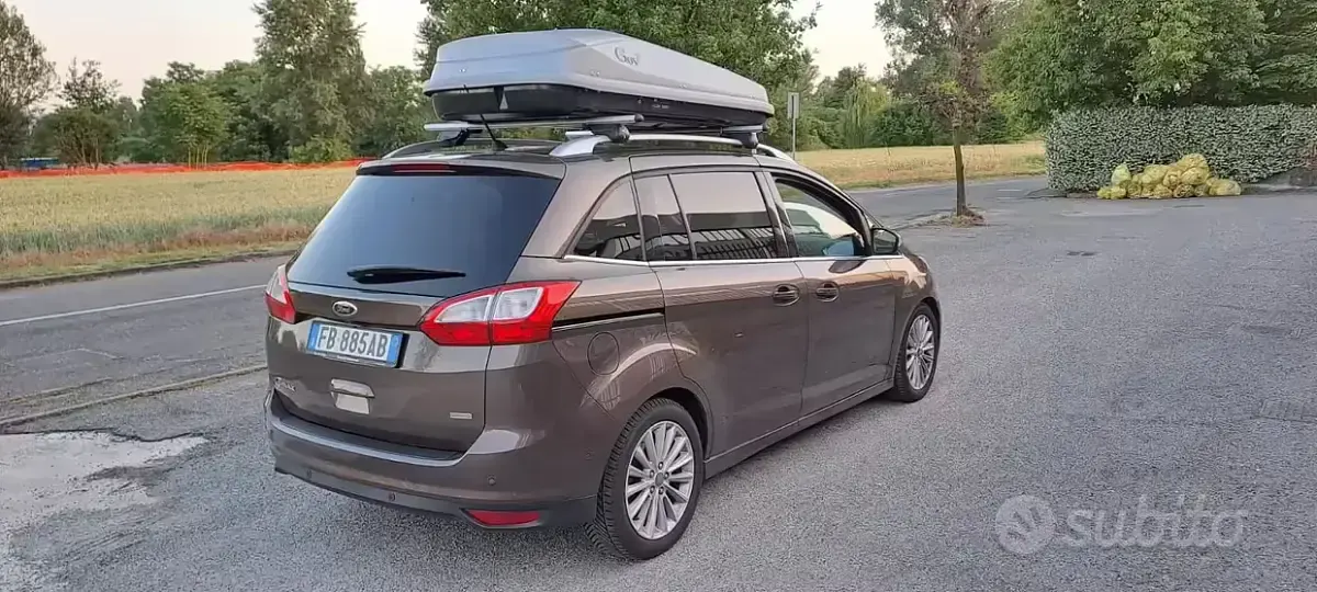 Usata Ford Grand C-Max Titanium 125 CV (91 kW) 2015 Marrone Monovolume