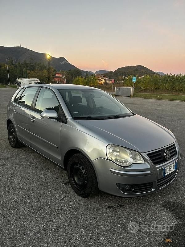 Usata VW Polo 60 CV (44 kW) 2007 Grigio Berlina