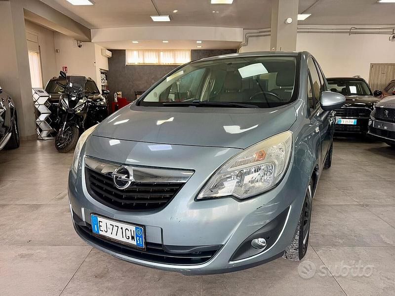 Occasion Opel Meriva 75 ch (55 kW) 2011 Gris Monospace