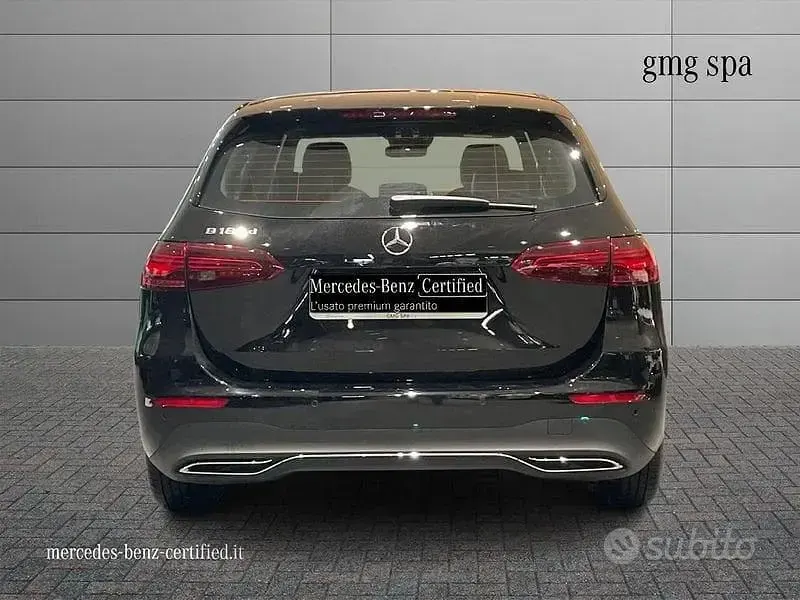 Usata Mercedes B180 Advanced 116 CV (85 kW) 2026 Nero Utilitaria