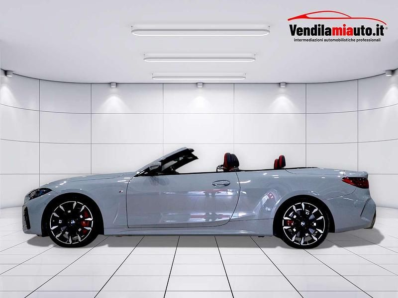 Usata BMW 420 M Sport 190 CV (139 kW) 2024 Grigio Cabrio