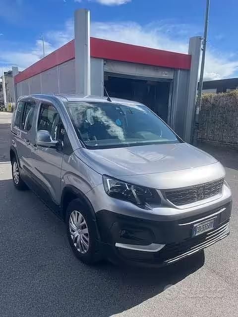 Usata Peugeot Rifter 2020 Grigio Monovolume