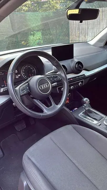 Usata Audi Q2 Business 116 CV (85 kW) 2018 Bianco SUV