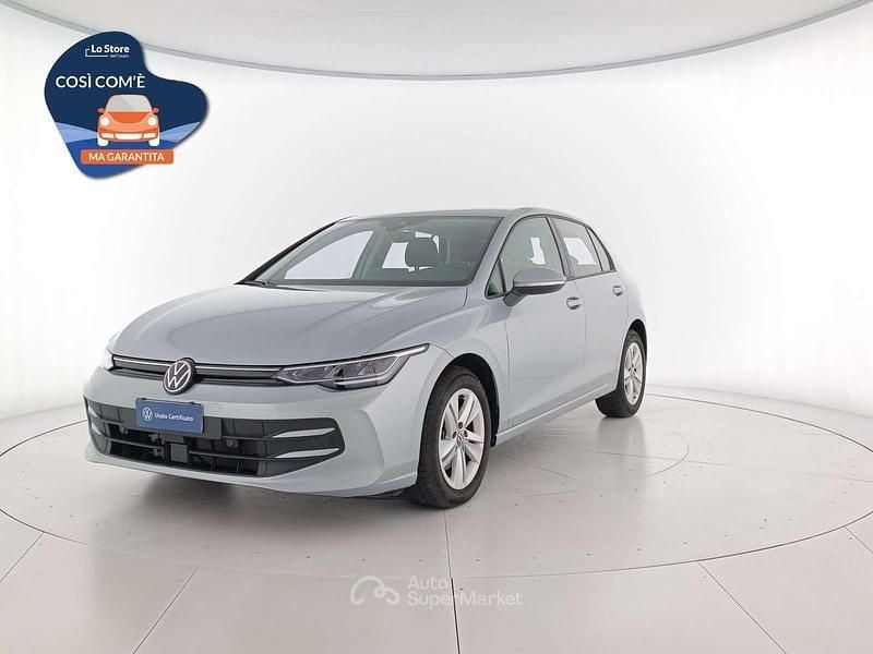 Dolomite silver metallizzato Usata 2025 VW Golf Life Berlina | 28.500 € (Buon prezzo) - Immagine 1/4