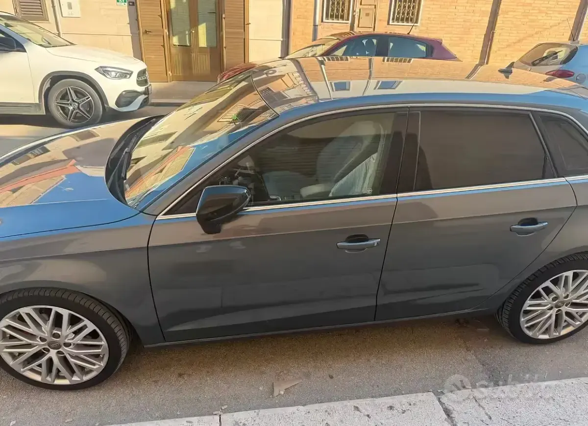 Usata Audi A3 150 CV (110 kW) 2014 Grigio Berlina