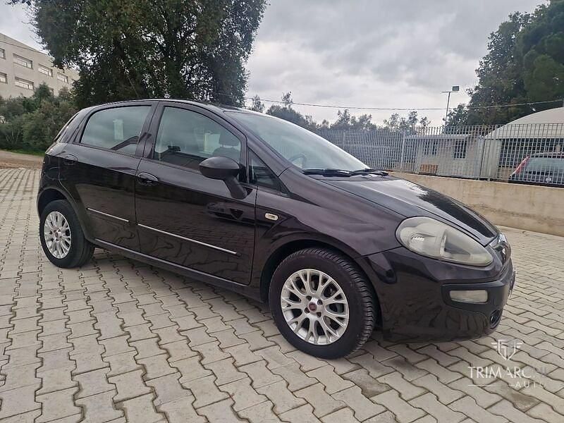 Usata Fiat Punto Evo Dynamic 77 CV (56 kW) 2011 Nero Utilitaria