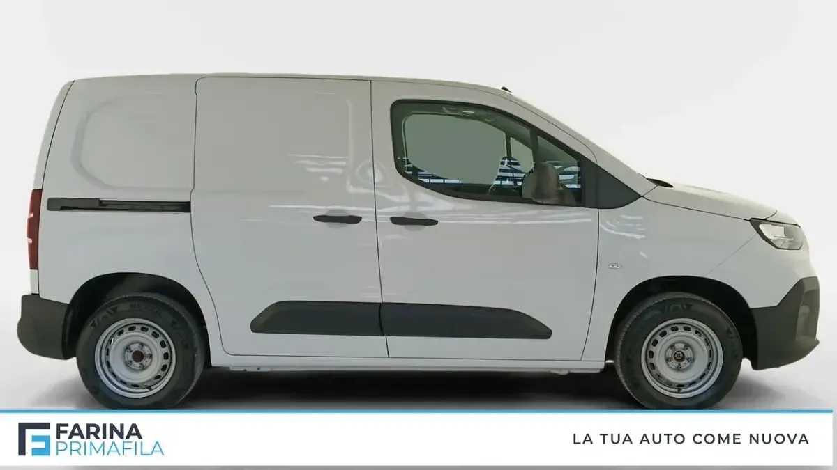 Nuova Fiat Doblò 102 CV (75 kW) 2026 Bianco Monovolume