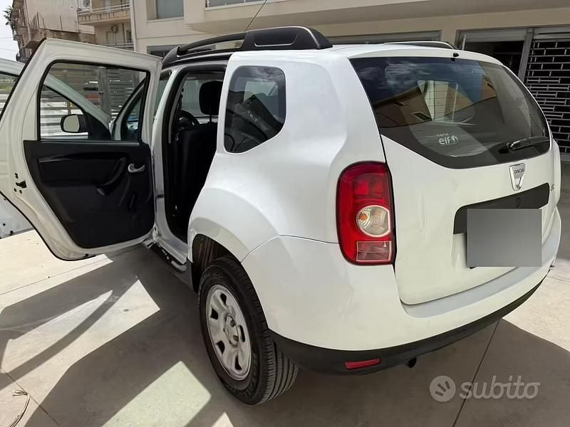 Usata Dacia Duster 110 CV (80 kW) 2010 Bianco SUV