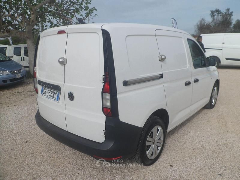 Usata VW Caddy 102 CV (75 kW) 2023 Bianco Monovolume