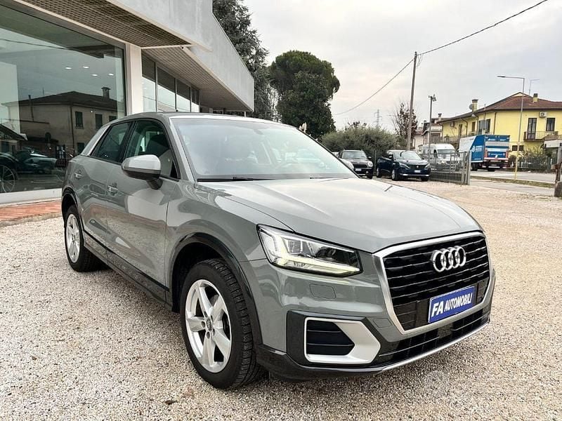 Usata Audi Q2 116 CV (85 kW) 2020 Grigio SUV