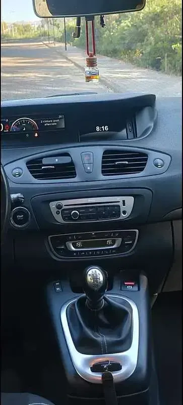 Usata Renault Scénic LIMITED 110 CV (80 kW) 2016 Monovolume