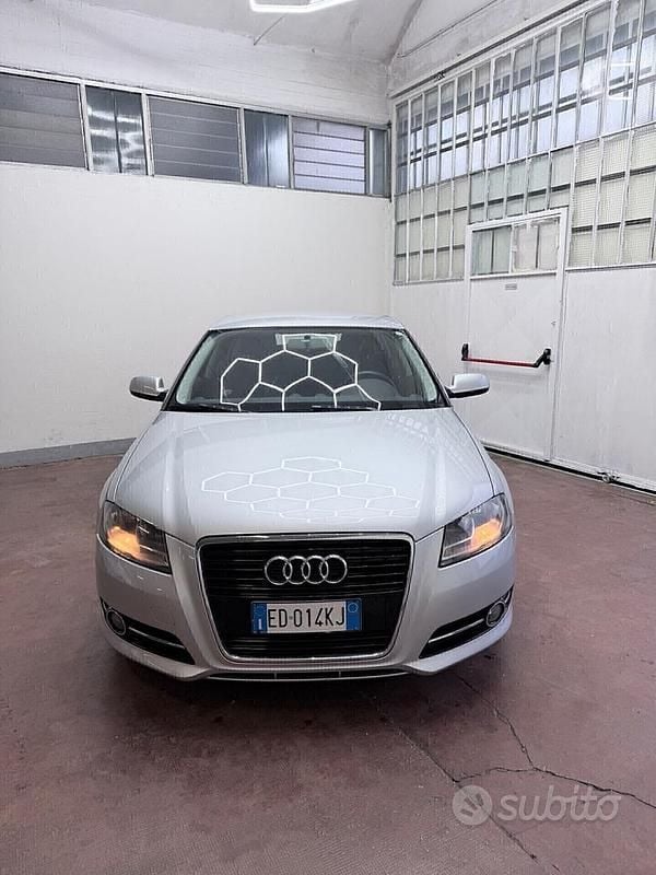 Usata Audi A3 Ambition 125 CV (91 kW) 2010 Grigio Utilitaria