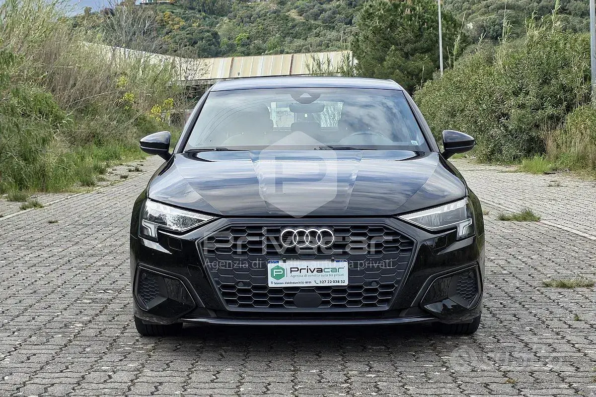 Usata Audi A3 Sportback Business 116 CV (85 kW) 2022 Nero Utilitaria