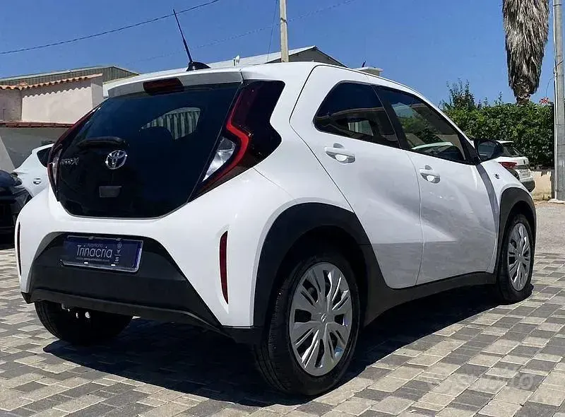 Usata Toyota Aygo X 72 CV (52 kW) 2024 Other SUV