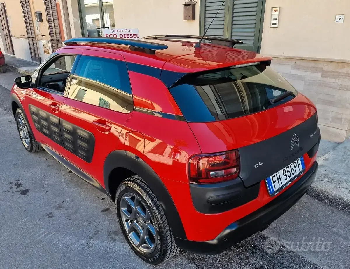 Usata Citroën C4 Cactus Feel 99 CV (72 kW) 2017 Rosso Utilitaria