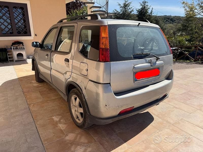 Usata Suzuki Ignis 69 CV (50 kW) 2005 Grigio Utilitaria