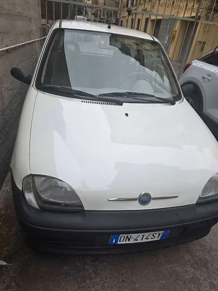 Usata Fiat 600 Active 54 CV (39 kW) 2008 Bianco Utilitaria
