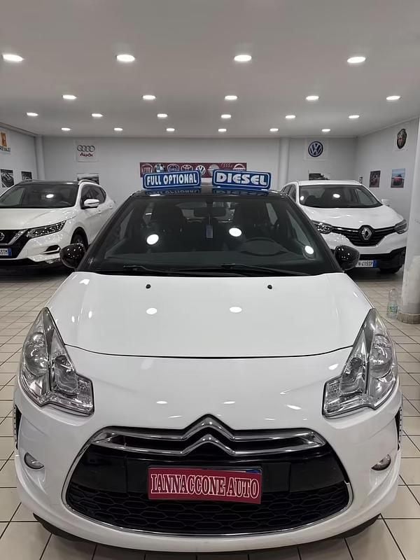 Usata Citroën DS3 70 CV (51 kW) 2013 Bianco Berlina