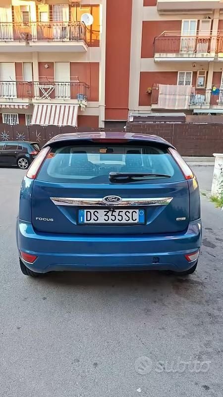 Usata Ford Focus 90 CV (66 kW) 2008 Blu Berlina