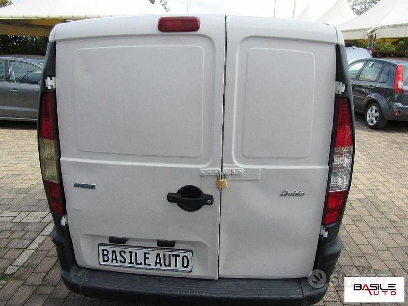 Usata Fiat Doblò Active 101 CV (74 kW) 2003 Bianco Monovolume