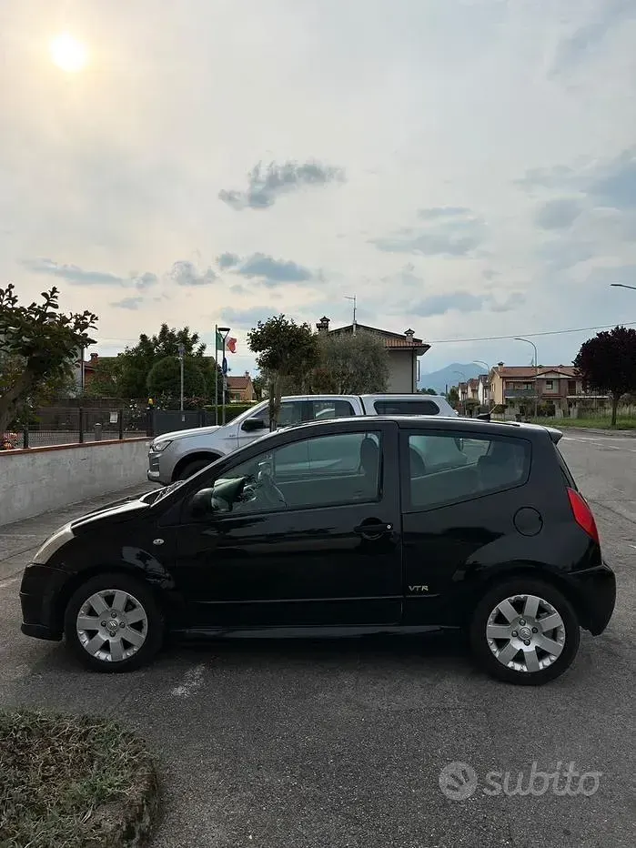 Usata Citroën C2 VTR Sport 73 CV (53 kW) 2005 Nero Utilitaria