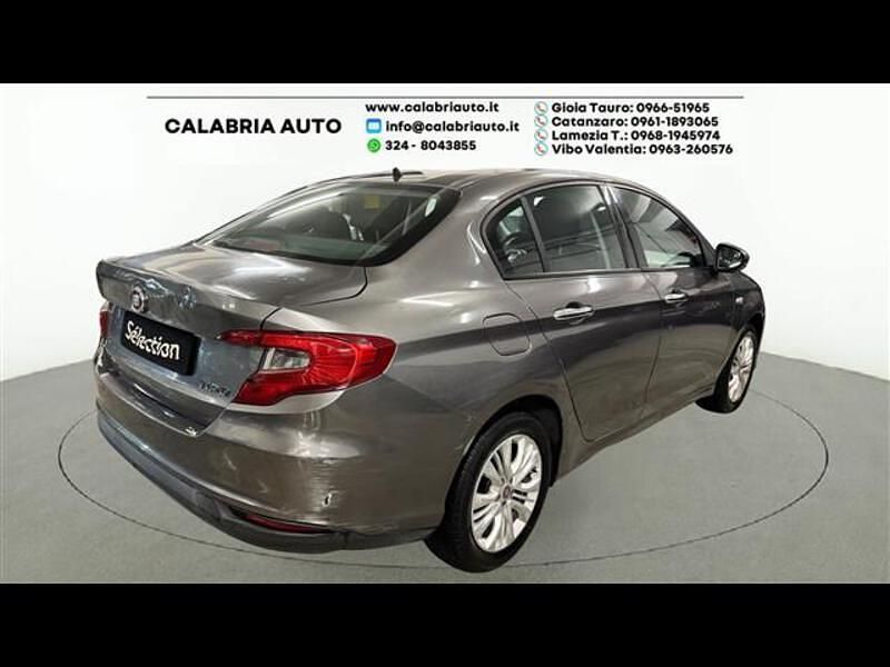 Usata Fiat Tipo Lounge 95 CV (69 kW) 2016 Grigio scuro Berlina