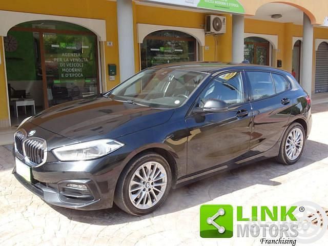 Usata BMW 116 Sport Line 115 CV (84 kW) 2020 Nero Utilitaria