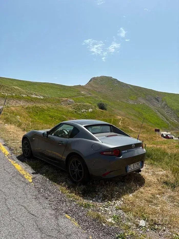 Usata Mazda MX5 Exceed 131 CV (96 kW) 2017 Grigio Cabrio