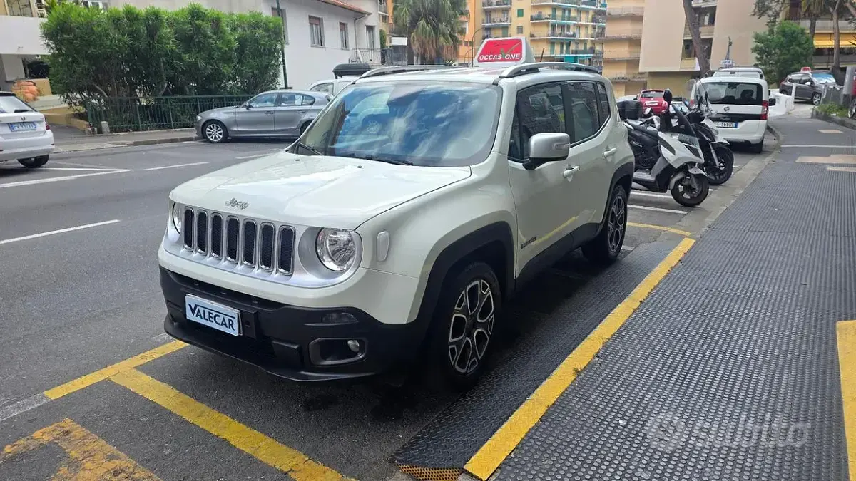 Usata Jeep Renegade Limited 120 CV (88 kW) 2015 Bianco SUV