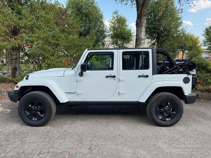 Usata Jeep Wrangler Unlimited 200 CV (147 kW) 2015 Bianco SUV