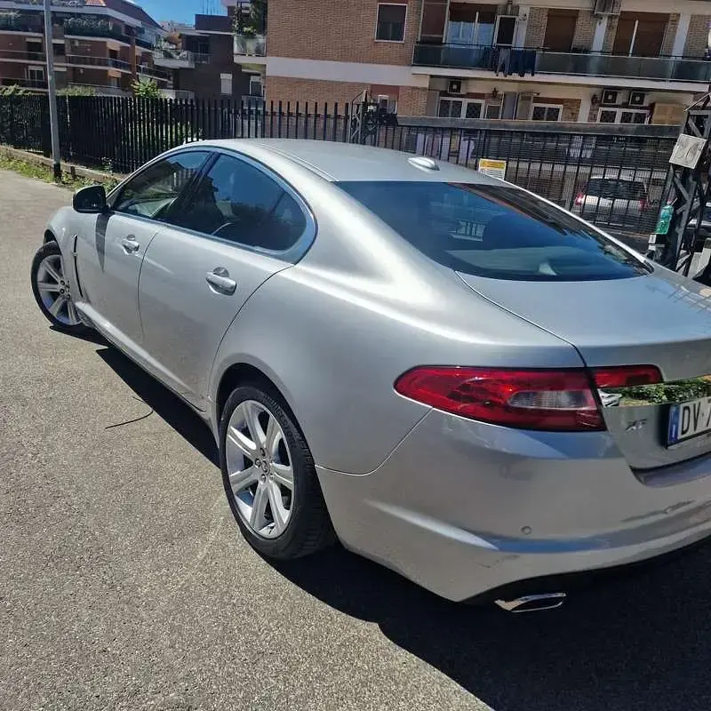 Usata Jaguar XF Premium Luxury 207 CV (152 kW) 2009 Berlina