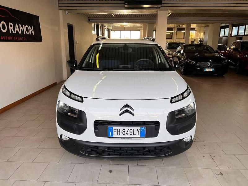 Usata Citroën C4 PureTech 82 CV (60 kW) 2017 Bianco SUV