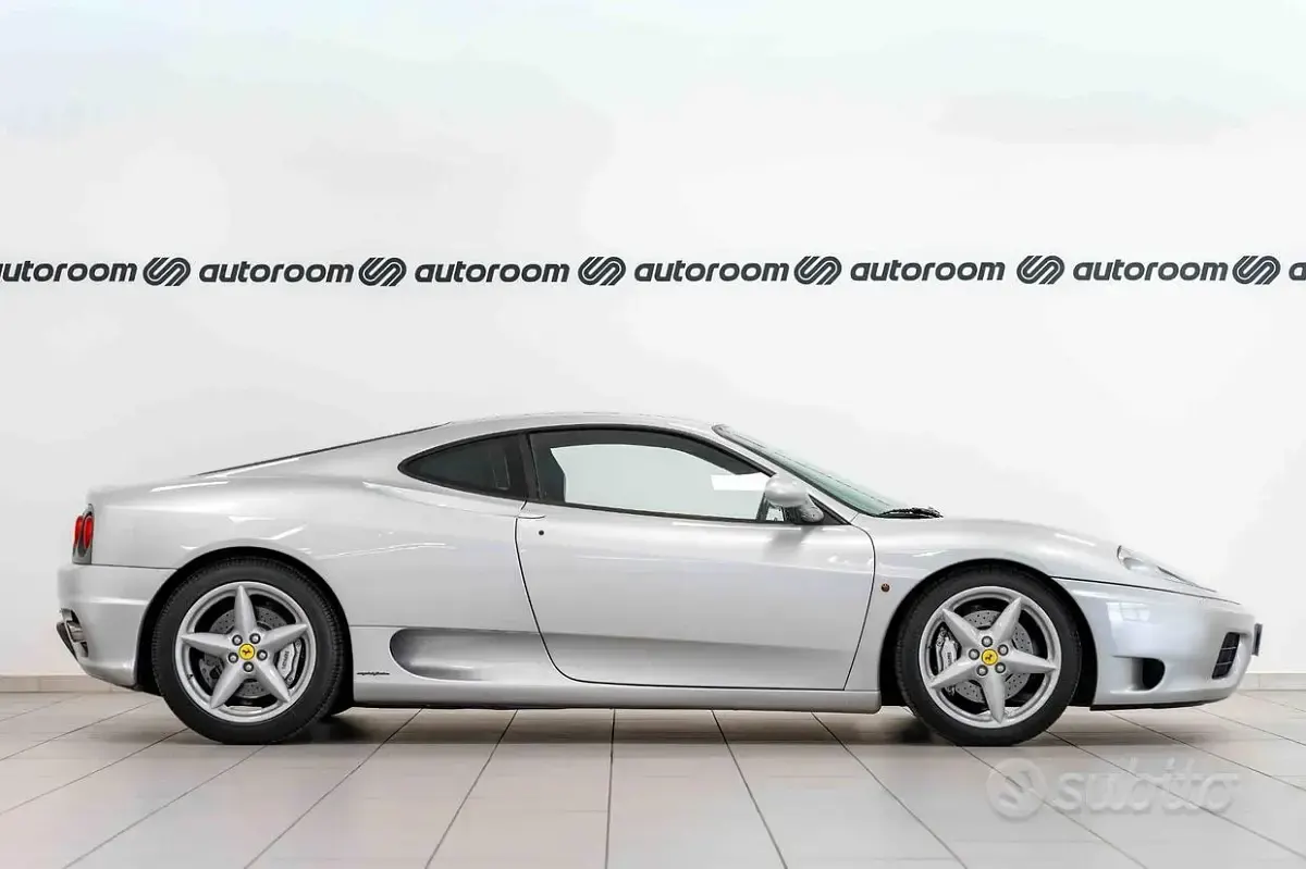 Usata Ferrari 360 400 CV (294 kW) 2003 Grigio Coupé
