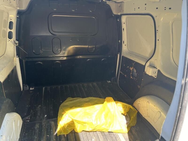 Usado Renault Kangoo 95 CV (69 kW) 2019 Blanco Monovolumen