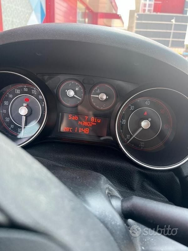 Usata Fiat Punto 75 CV (55 kW) 2015 Blu Utilitaria