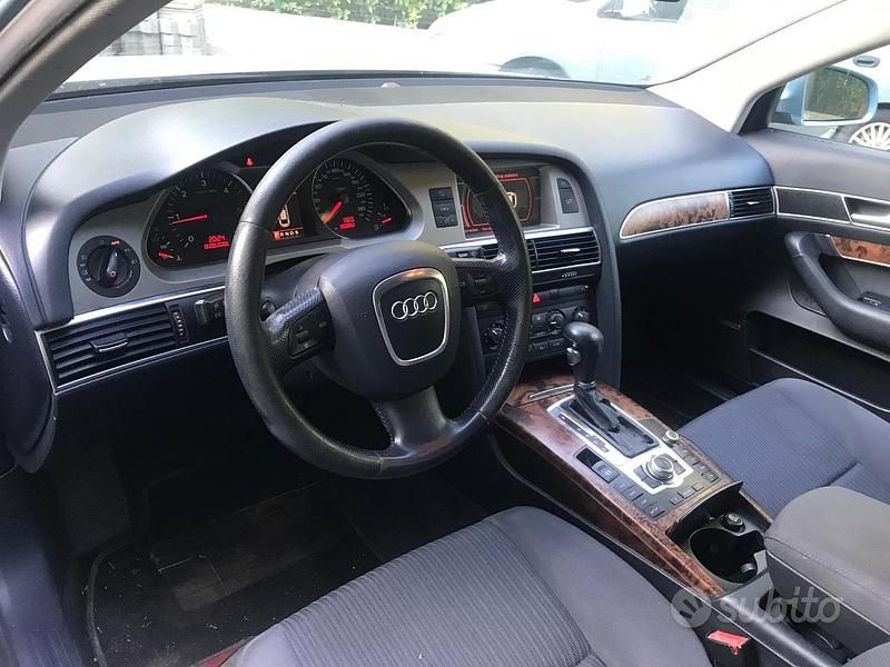 Usata Audi A6 179 CV (131 kW) 2011 Blu Station wagon