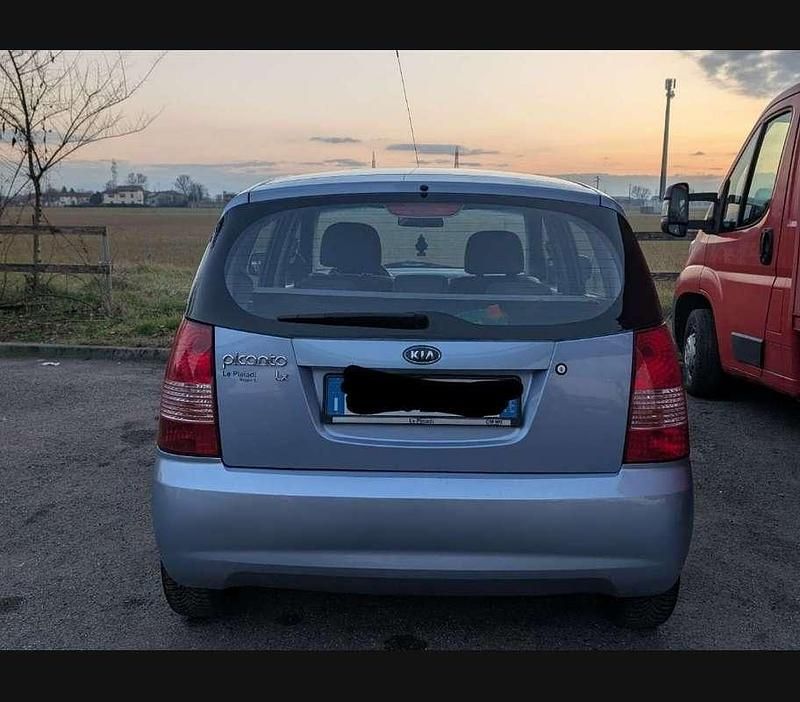 Usata Kia Picanto LX 60 CV (44 kW) 2006 Utilitaria