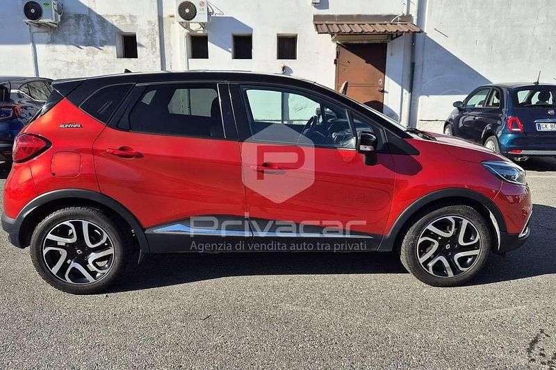 Usata Renault Captur 110 CV (80 kW) 2015 Rosso SUV