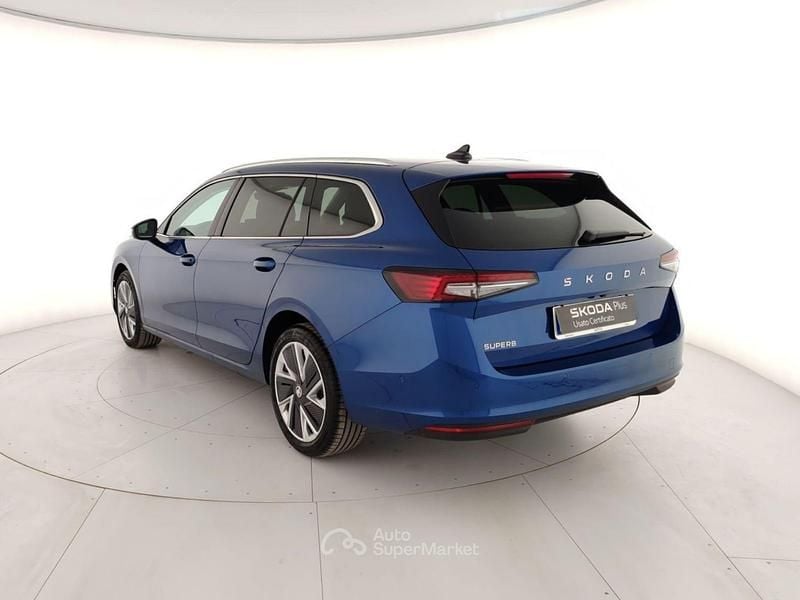 Nuova Skoda Superb Style 150 CV (110 kW) 2025 Blu Station wagon