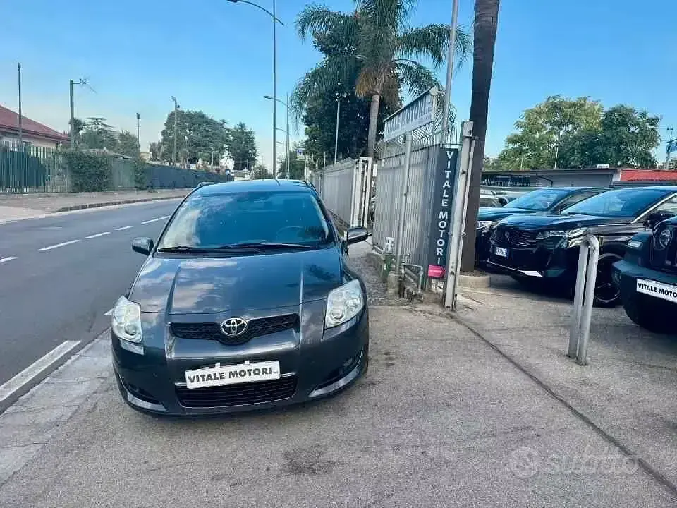 Usata Toyota Auris 126 CV (92 kW) 2008 Grigio Utilitaria