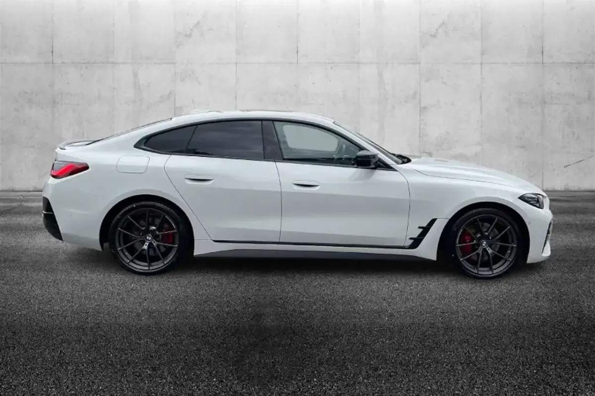 Usata BMW M440 374 CV (275 kW) 2023 Bianco Berlina