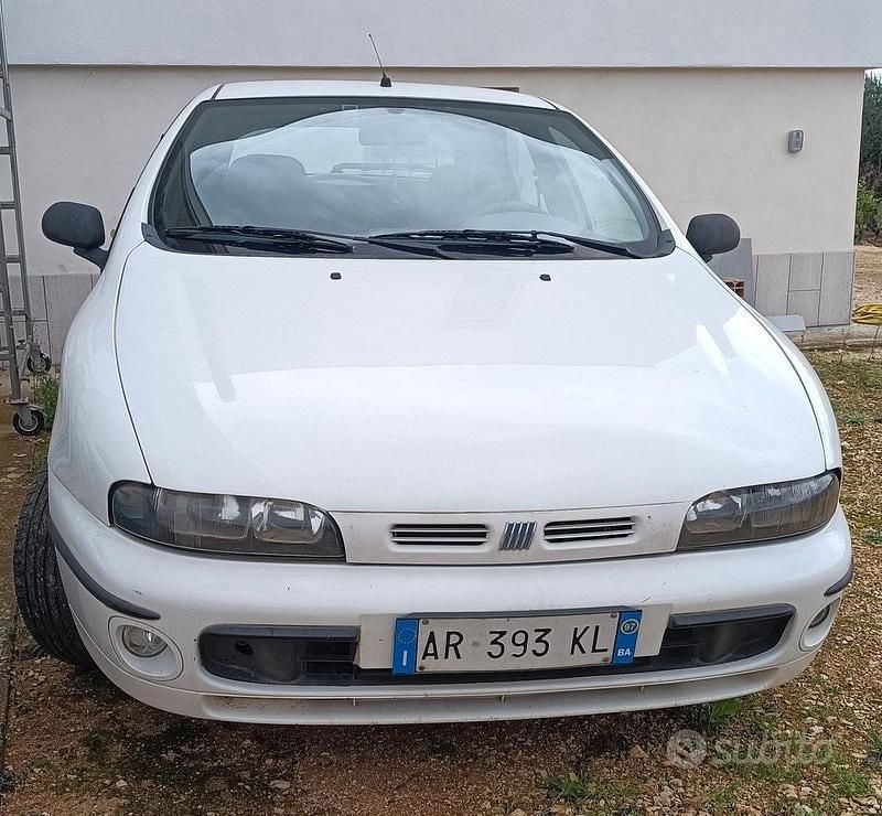 Usata Fiat Brava 80 CV (58 kW) 1997 Bianco Utilitaria